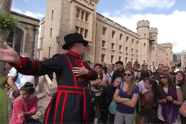 Beefeater tour at the Tour of London