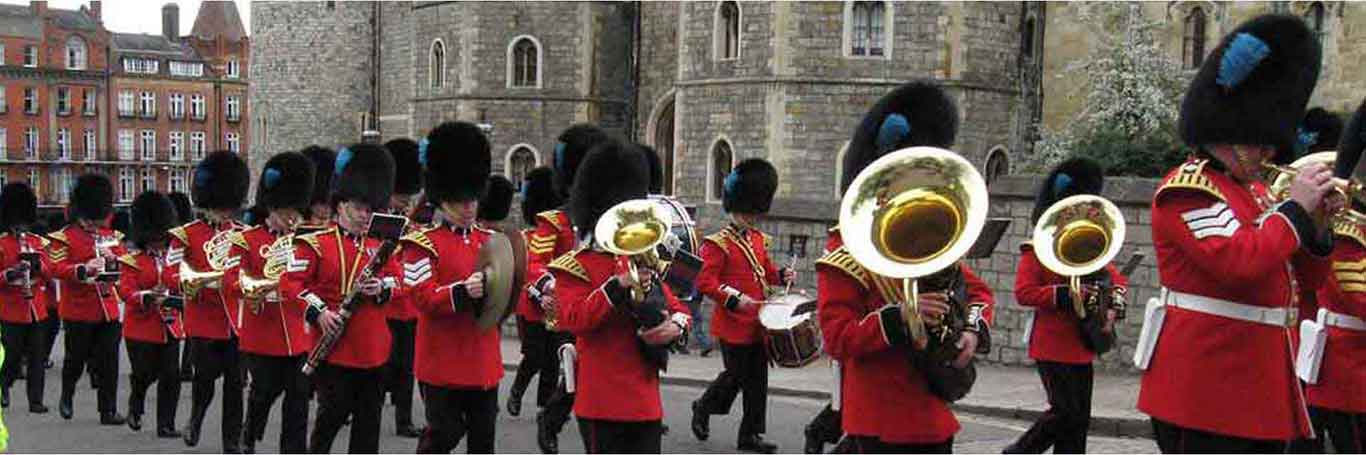 Band of the Irish Guards marching up Castle Hill