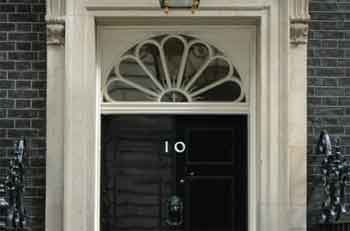 10 Downing Street, the most photgraphed doe in London